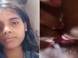 Desi bombshell in a truly seductive pornography scnee right here