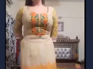 Watch a Pakistani woman stir to the pace in this softcore vid