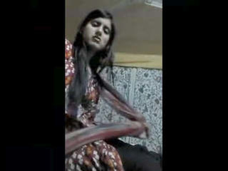 Kashmiri gf unveils her large funbags over  call