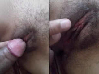 Indian honey Paru enjoyments her boyfriend's thumbs with her humid pussy