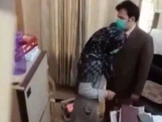 Medical pro handles patient in personal setting