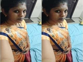 Exotic Tamil bhabhi in hot act