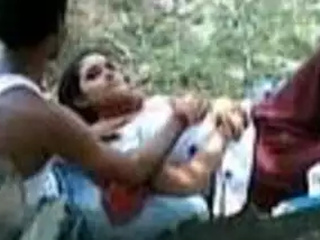 Desi nephews love some romantic masti in a Kerala garden