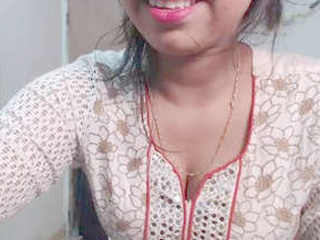 Indian village bhabhi's molten cam spectacle