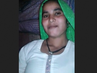 Indian aunty's uncovered twat gets toughly boinked