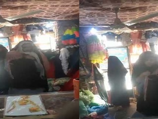 Bangla village nymph likes outdoor hump in Dehati MMC video