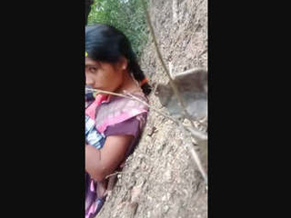 Desi wife has outdoor romp in village