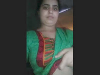 Indian step-sister proudly showcases her nude body for the camera