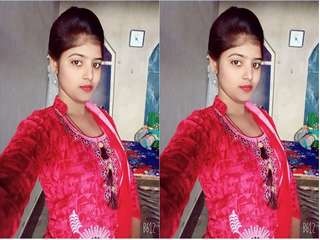 Desi chick undresses bare for money and shows her bare figure